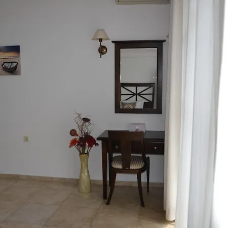 On The Cliff * אובזור