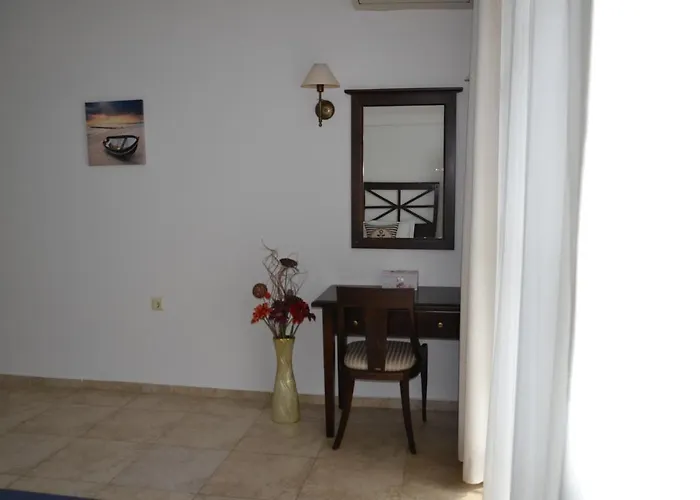 On The Cliff * Обзор