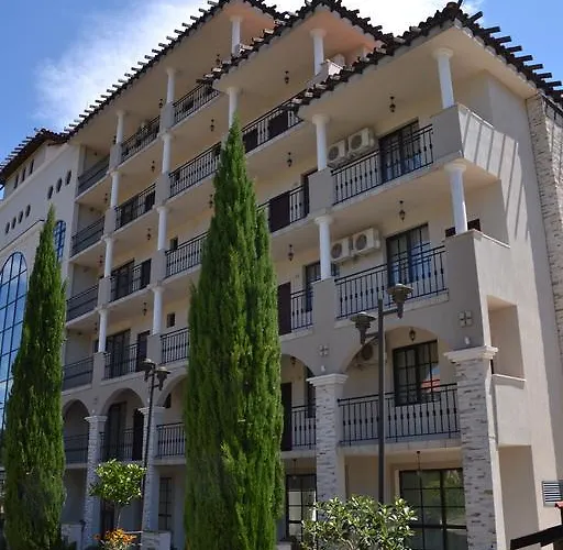 On The Cliff * Обзор