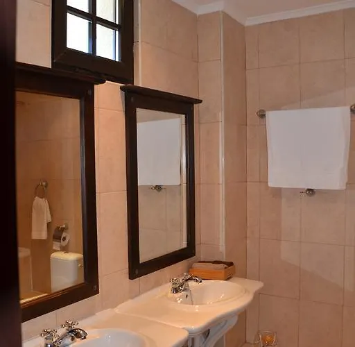 On The Cliff Daire *