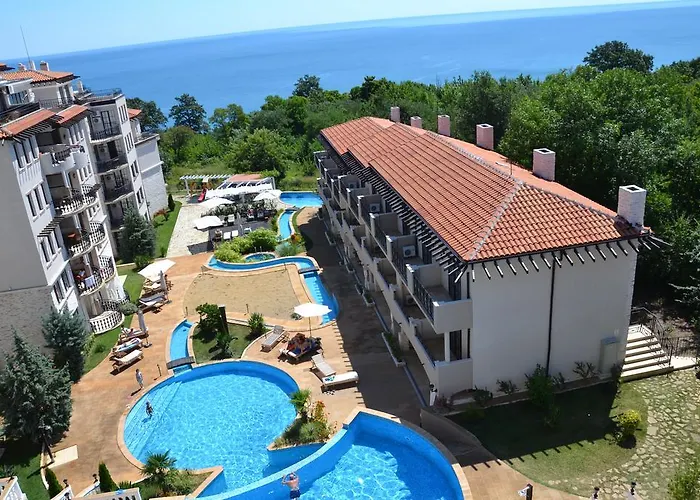 On The Cliff Апартамент