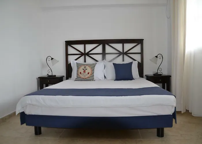 On The Cliff Обзор